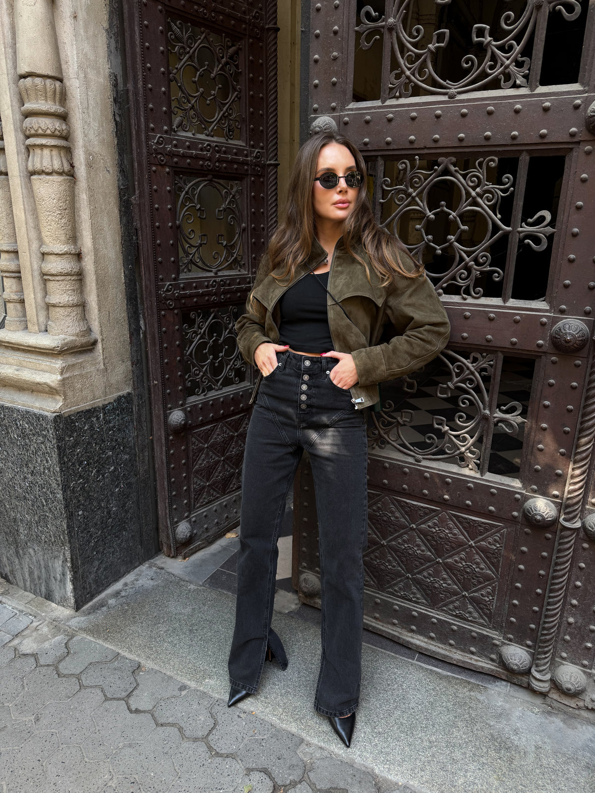 NUME STRAIGHT BUTTON JEANS